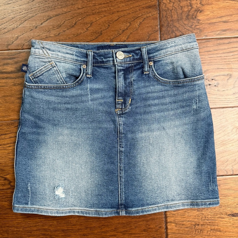 Rock & Republic Khloe Distressed Denim Mini Skirt Size 8 Stretch Y2K
